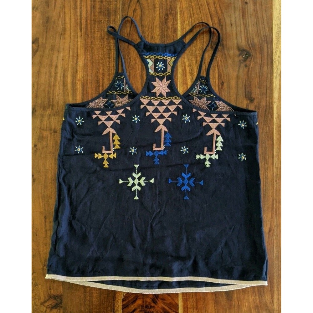 Lucky Brand Embroidered Tank Sz M Navy Blue Strappy V-neck Boho Geometric Racer - Picture 6 of 11
